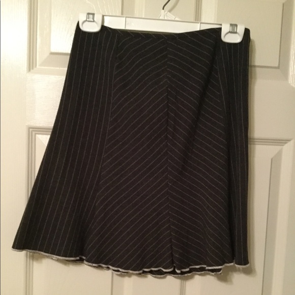 Brown skirt - Picture 2 of 3